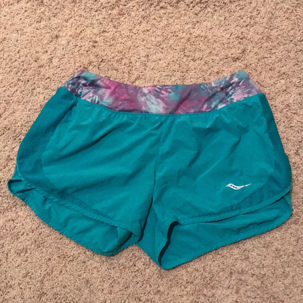 Saucony running shorts - sz M